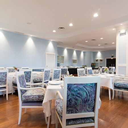 Hospedium Hotel Europa Centro Magaz De Pisuerga Ngoại thất bức ảnh