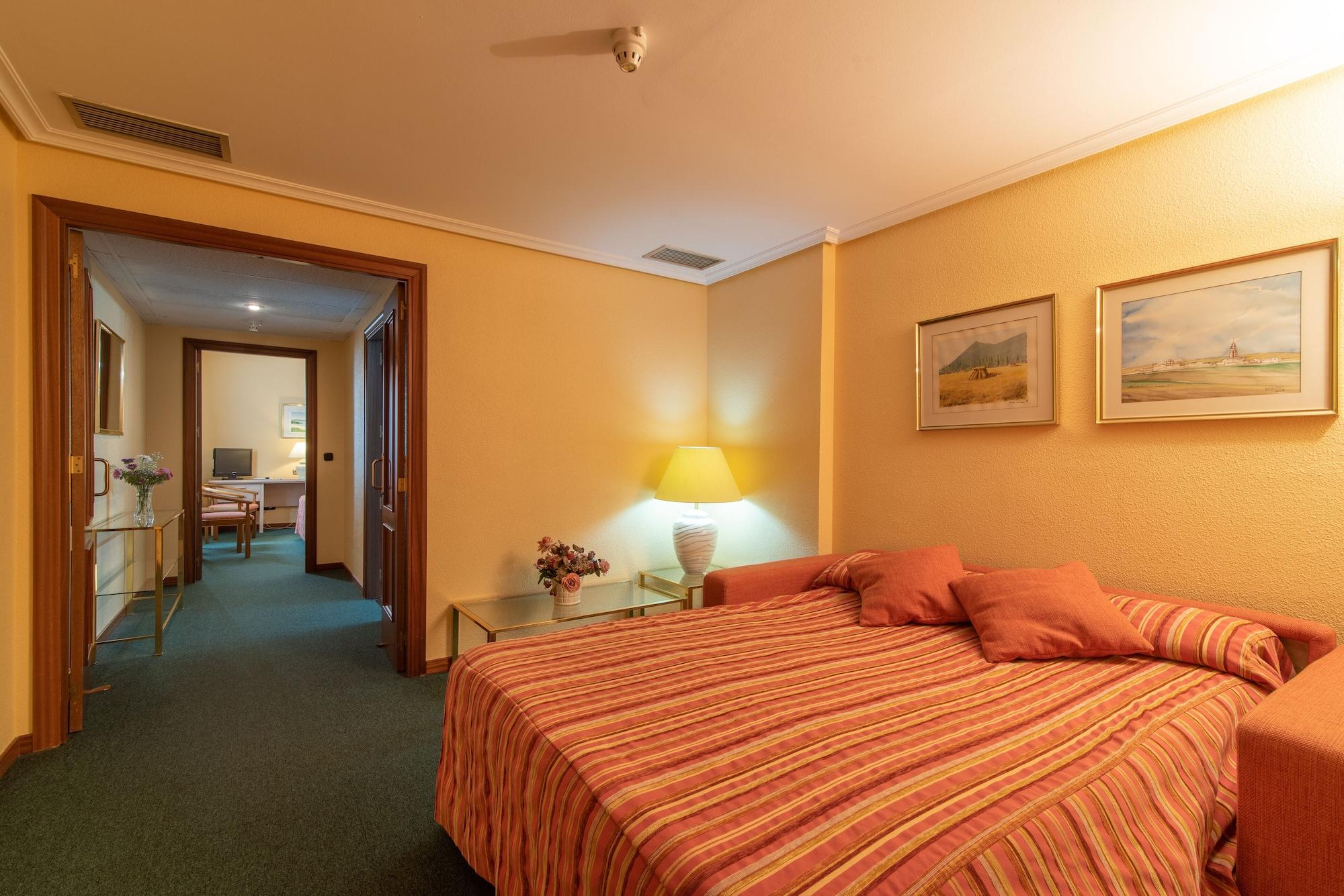 Hospedium Hotel Europa Centro Magaz De Pisuerga Ngoại thất bức ảnh