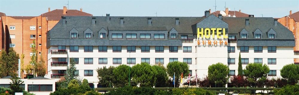 Hospedium Hotel Europa Centro Magaz De Pisuerga Ngoại thất bức ảnh